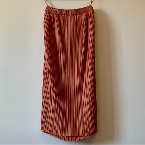 Uniqlo Dresses & Skirts - UNIQLO Accordion Pleated Long Maxi Skirt | Medium